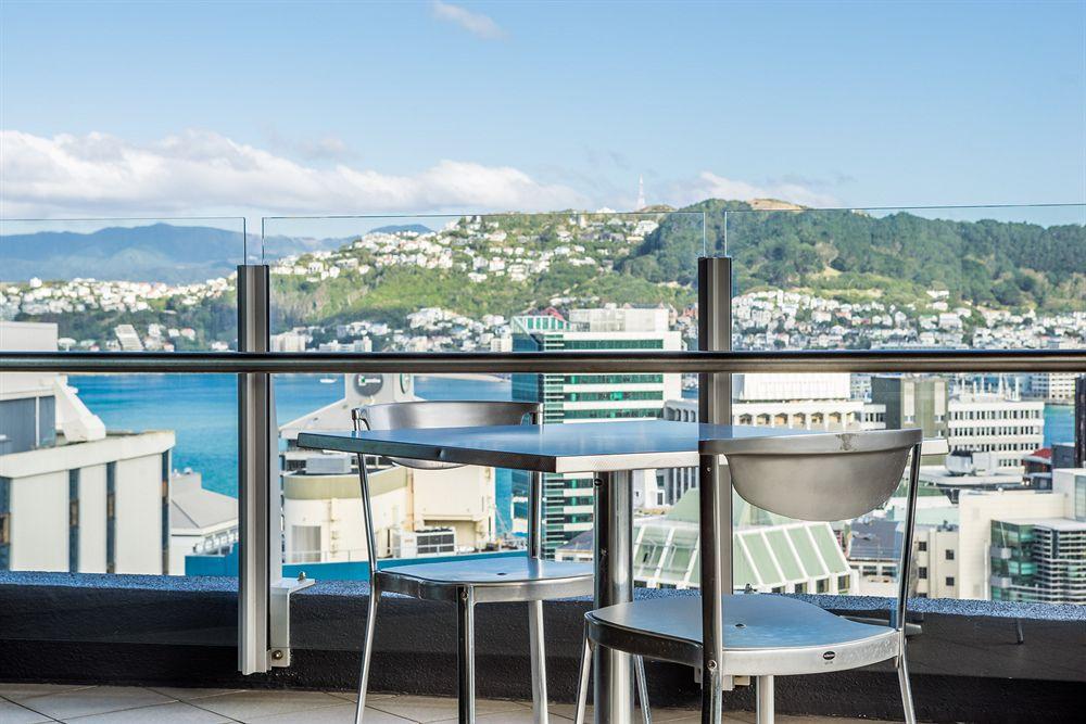 Bolton Hotel Wellington Luaran gambar Skyline Bar and Restaurant