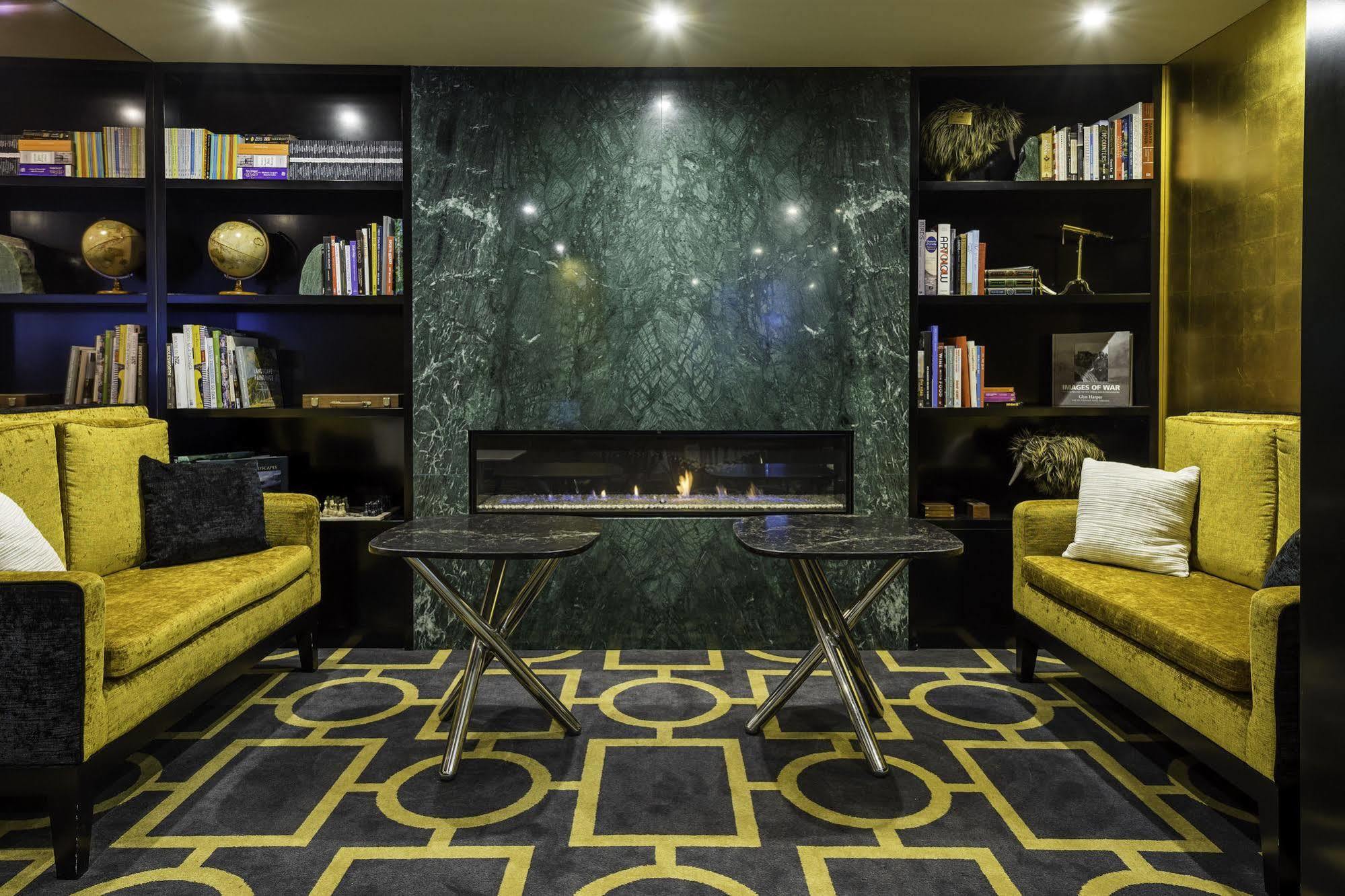 Bolton Hotel Wellington Luaran gambar The Library at The Ivy, Manchester